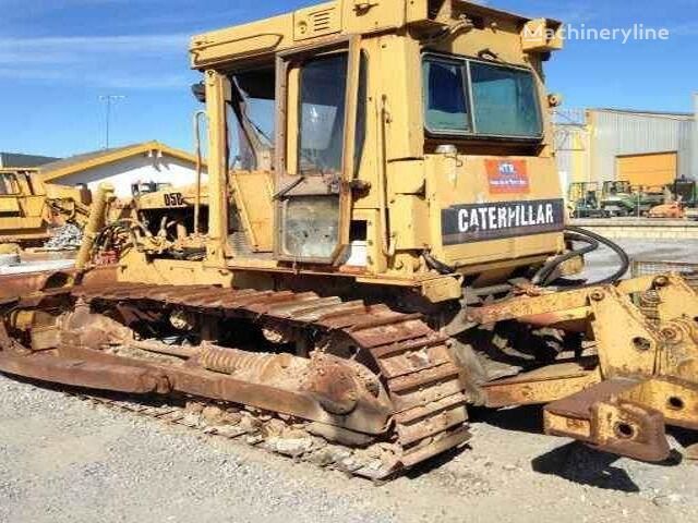 Caterpillar D5B bulldozer for parts