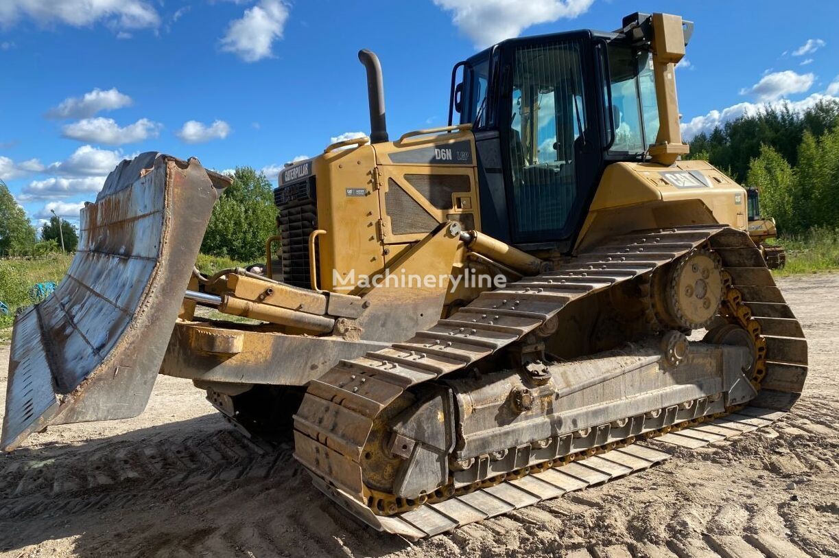 Caterpillar D6N bulldozer