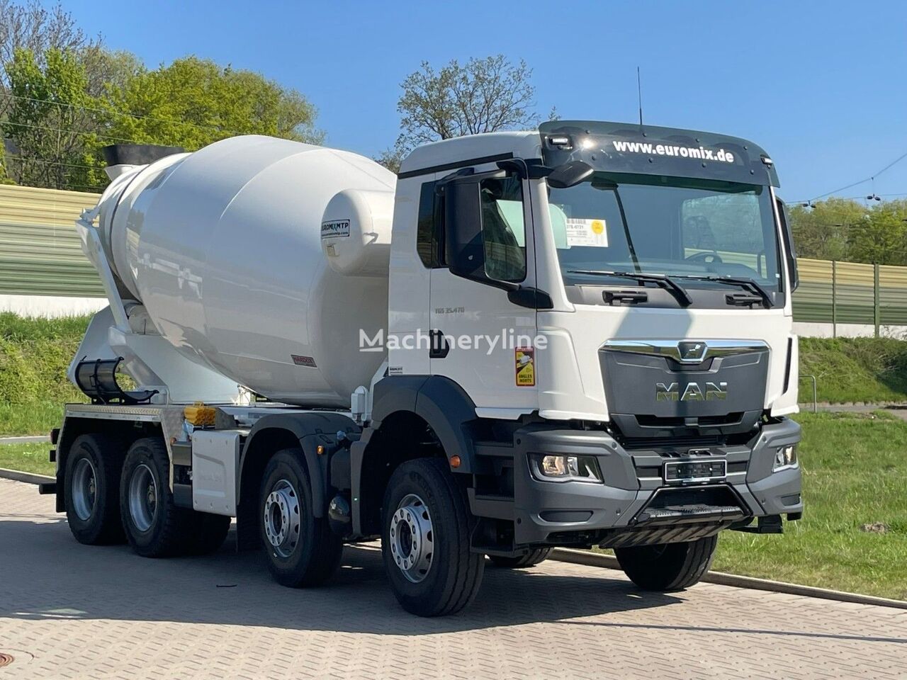 new Euromix MTP  MTP EM 9 L on chassis MAN TGS 37.470 8x4 concrete mixer truck