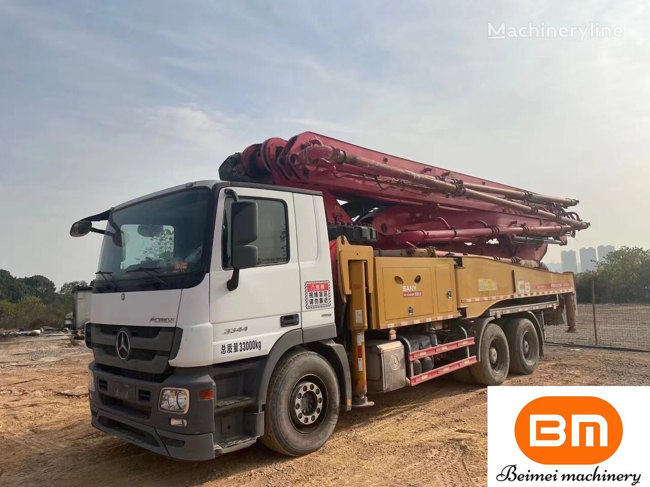Sany 49m  on chassis Mercedes-Benz concrete pump