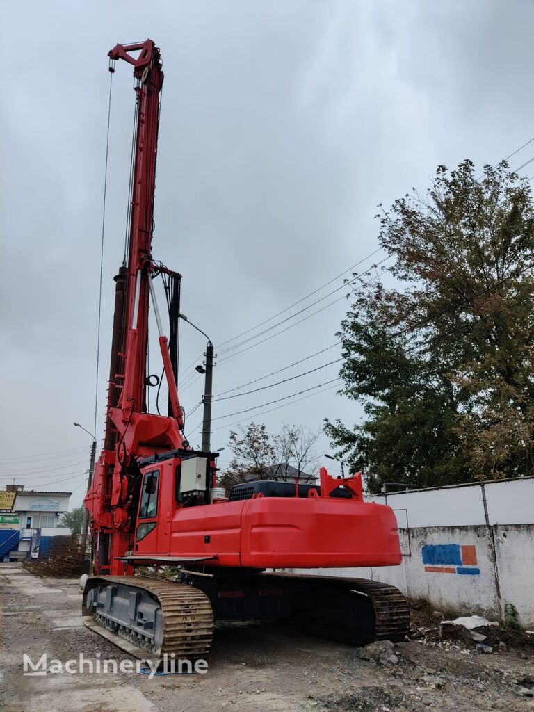 Bauer DELMAG RH26 drilling rig