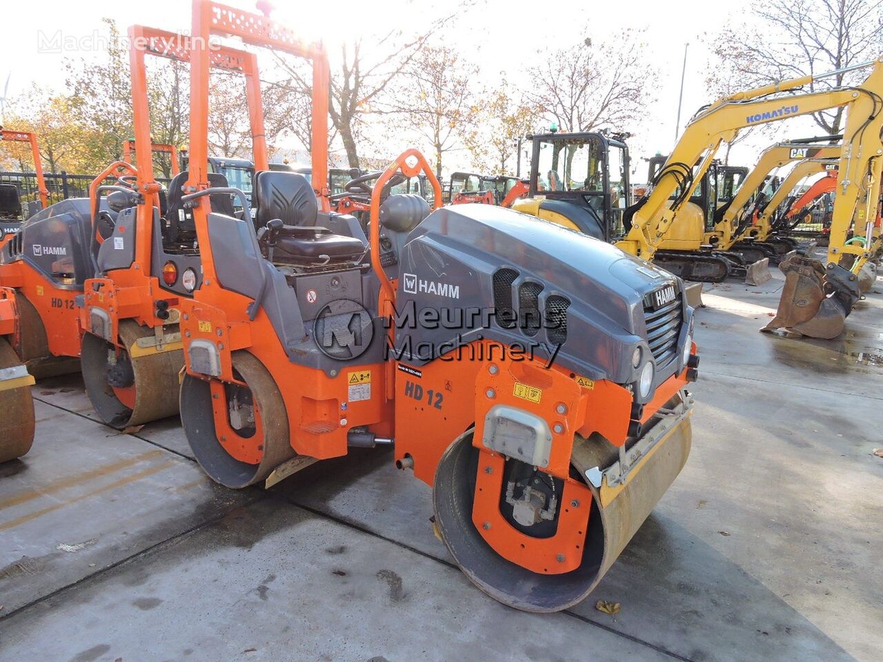 Hamm HD12VV mini road roller