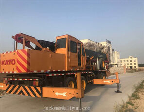 KATO NK250 mobile crane