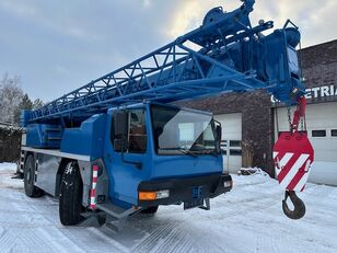 Liebherr LTM 1030/2 mobile crane