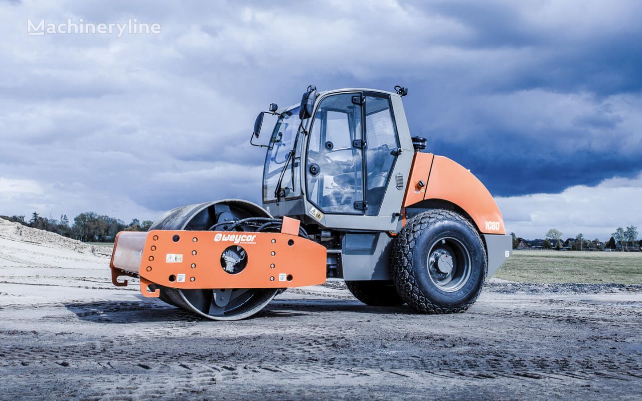 new Weycor AW 1080 road roller