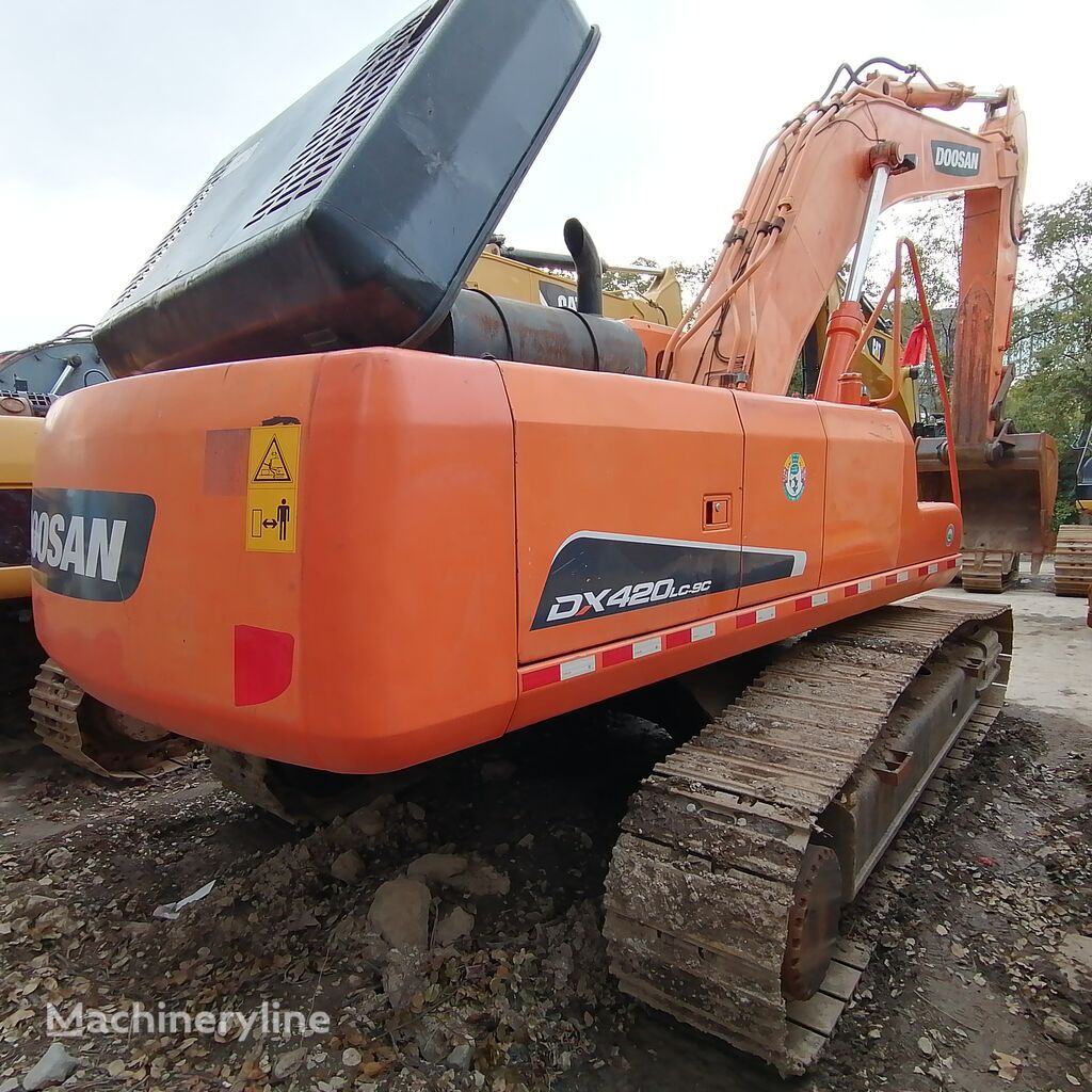Doosan DH420LC-7 tracked excavator