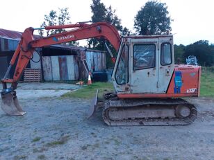 HITACHI Ex60-1 tracked excavator
