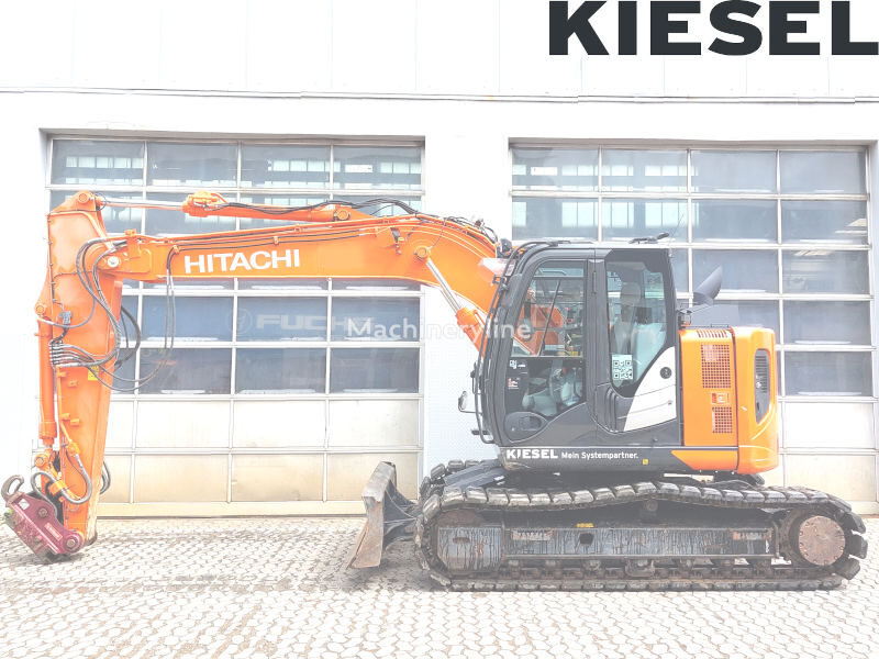 Hitachi ZX135US-6 tracked excavator