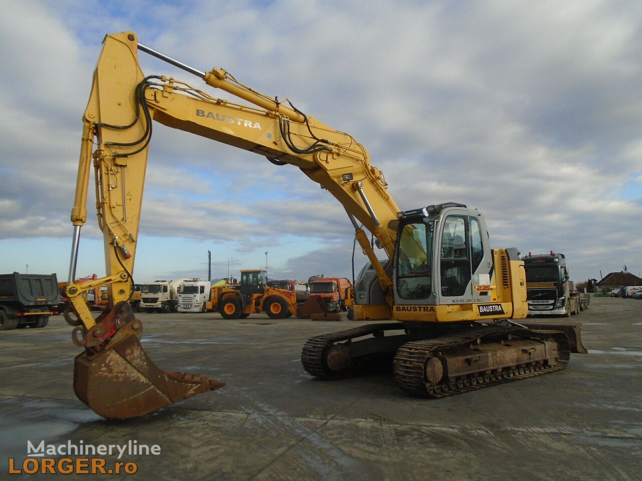 New Holland E235B SR-2 tracked excavator