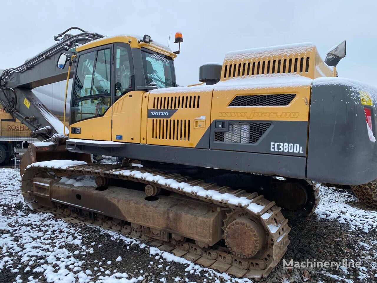 Volvo EC 380 DL tracked excavator