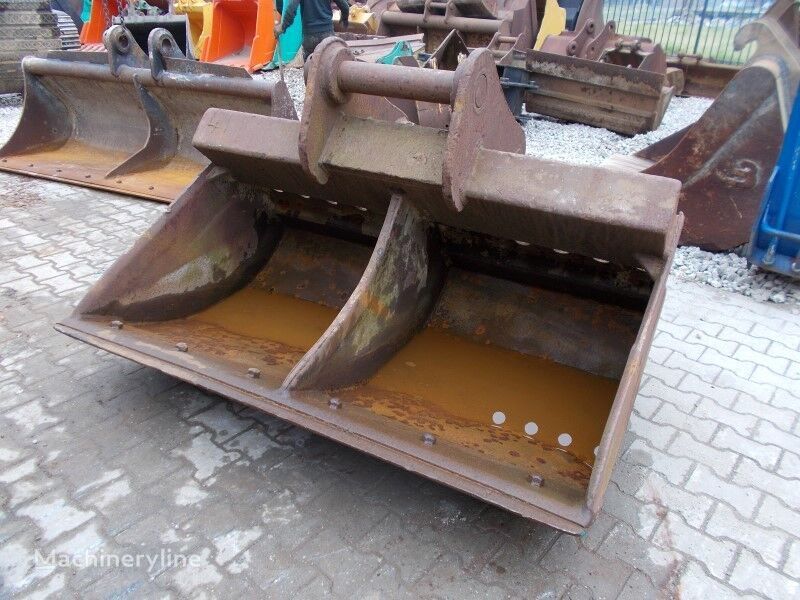 1.1M³ Bucket – Pin 100 mini excavator bucket